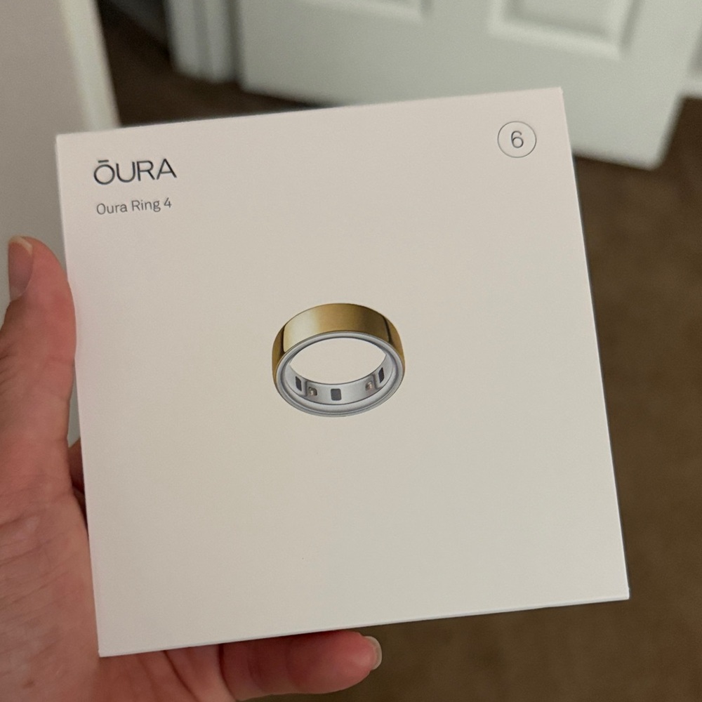 Oura Ring 4 Gold and Silver